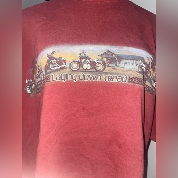 Covington Red Cotton “Laying down tread Tee M/XL - Picture 1 of 4